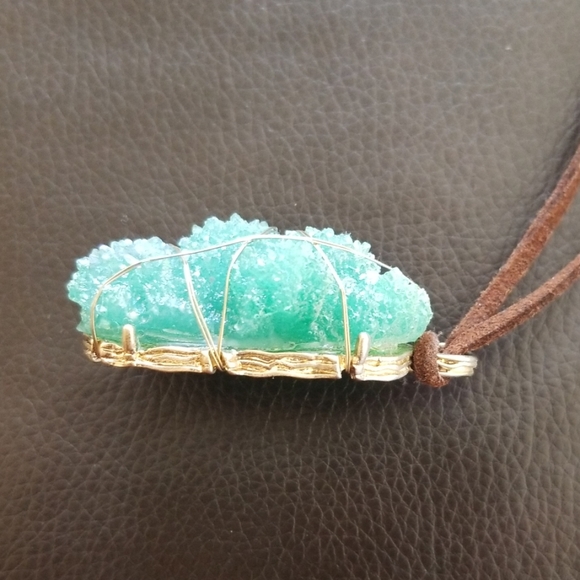 Necklace - Picture 3 of 3